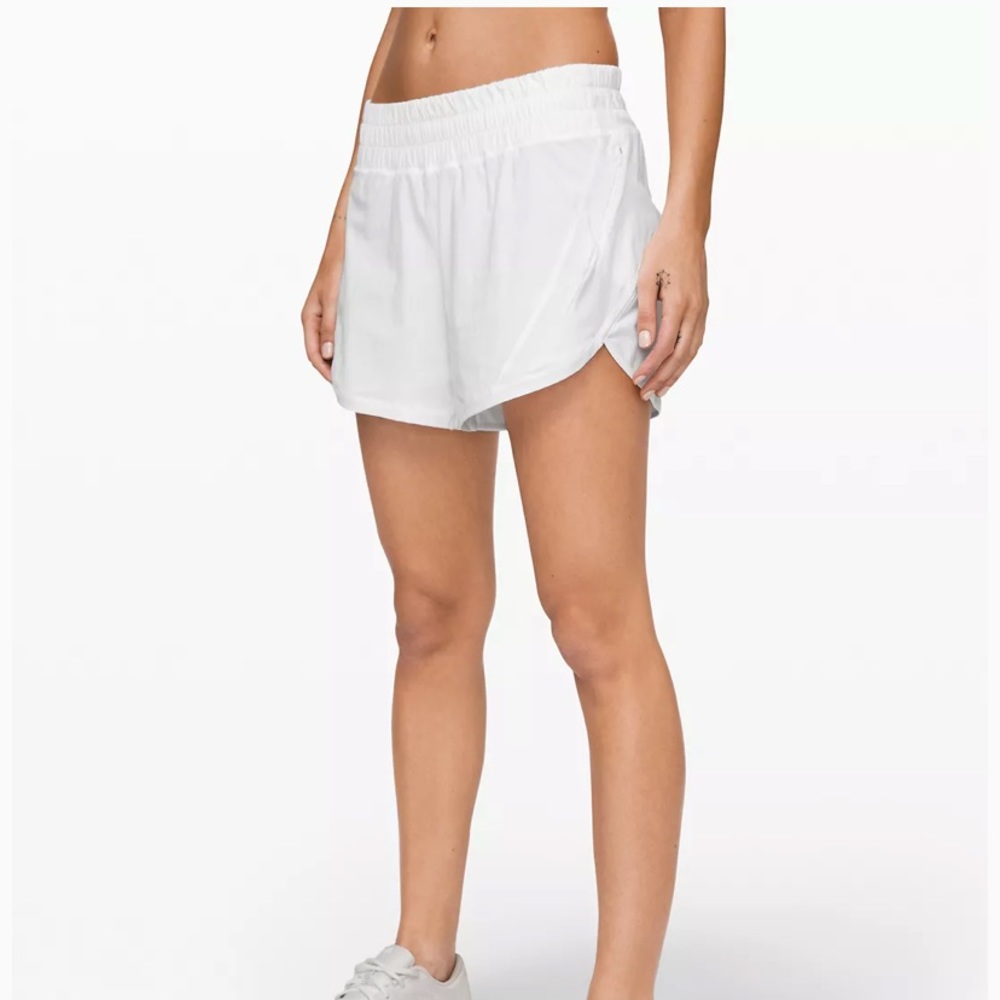 Lululemon Track That Mid-rise 5” shorts